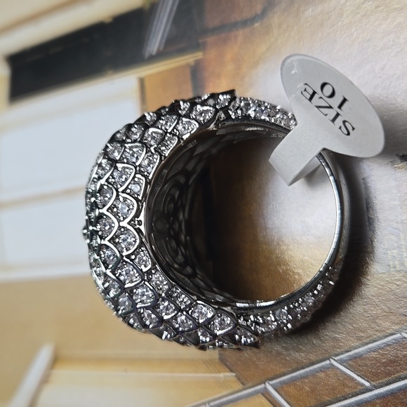 RING #182 - Picture 4 of 6